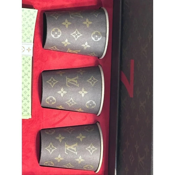 Louis Vuitton SS22 Show Invitation Beer Pong Cup & Ball Game- LT3260 - Picture 7 of 9